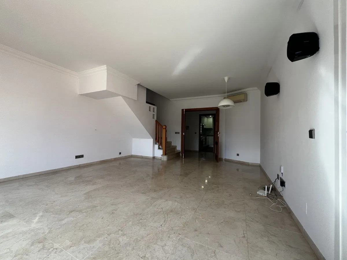 84d878be-e773-4a01-a2b5-87c07a6abb94