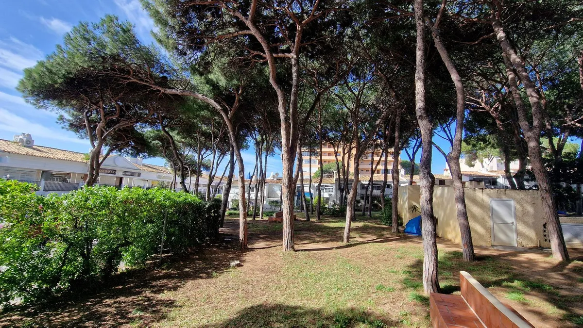 d7f26953-3663-4dc6-b4ed-2312fd911b04