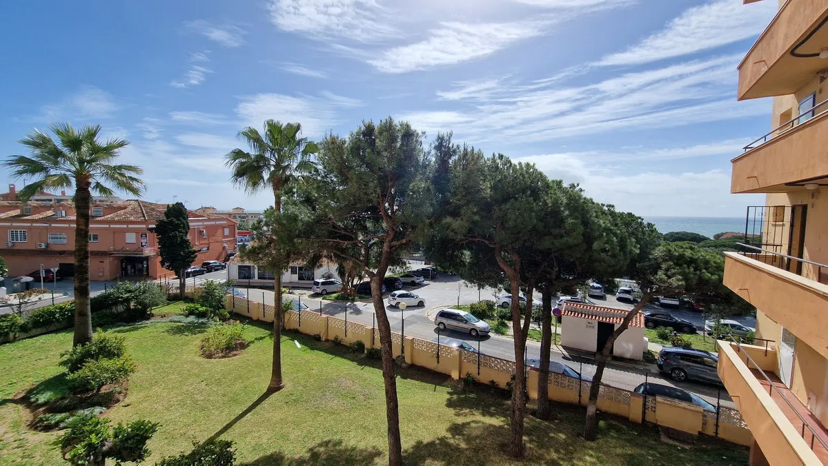 df7a55cc-8df7-4442-a82e-ccdbf4d278a6