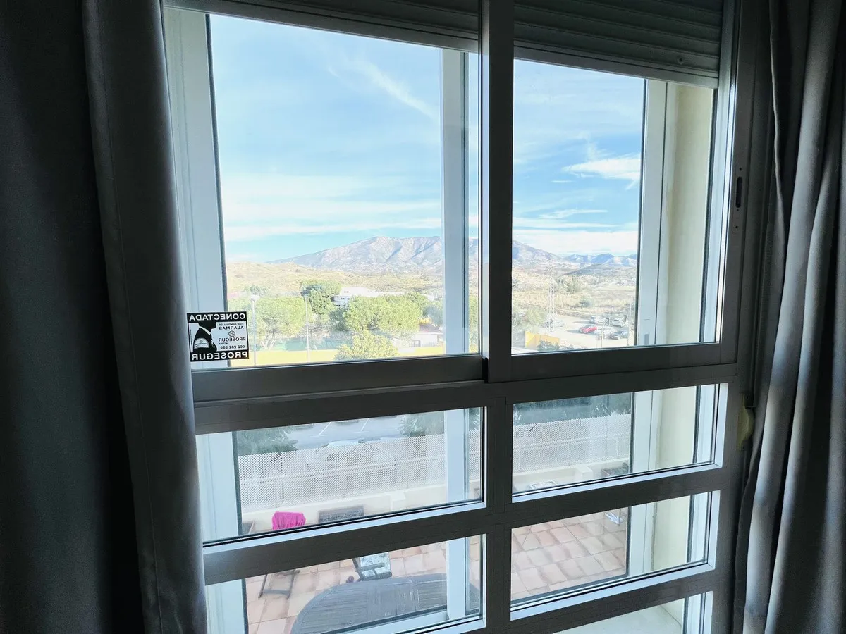 1bd35203-dc70-43d3-9891-4aa499bcca86