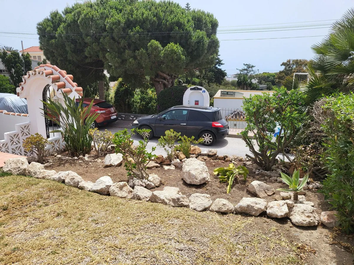 c1a99639-e870-4934-a6fe-538f6bba2d6a