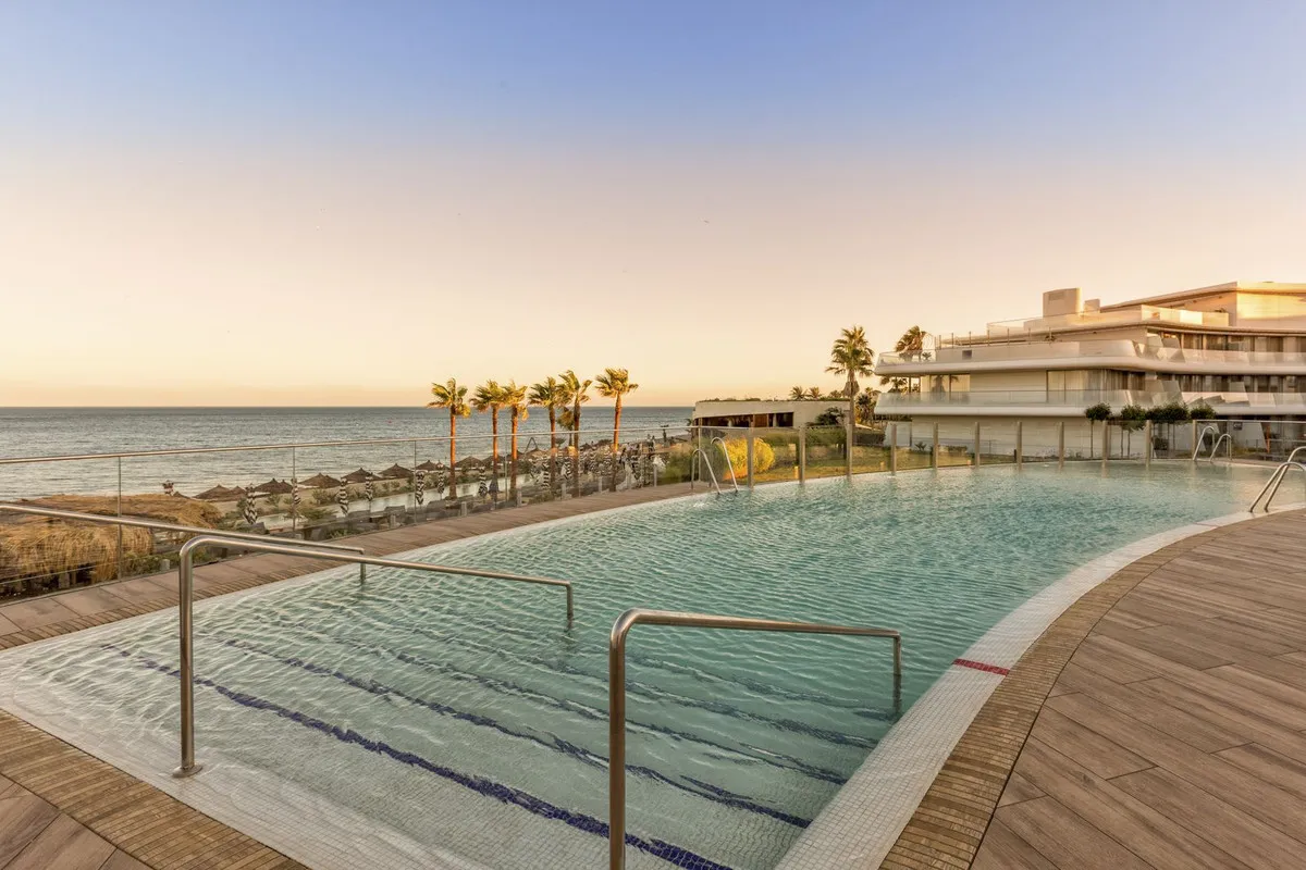 b238fa87-d986-420a-a9e6-b929067743a4