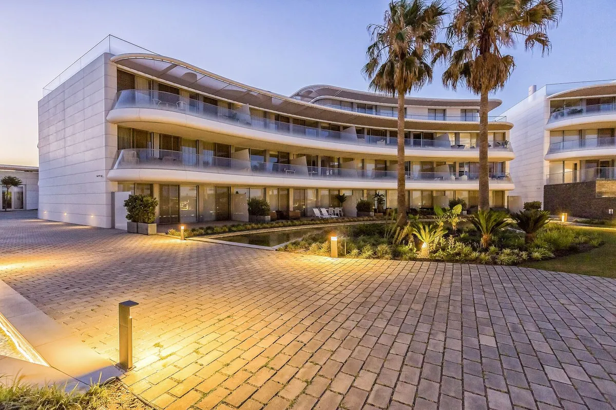 e8ea3ea9-f713-41ad-8b15-3c5394137bd4