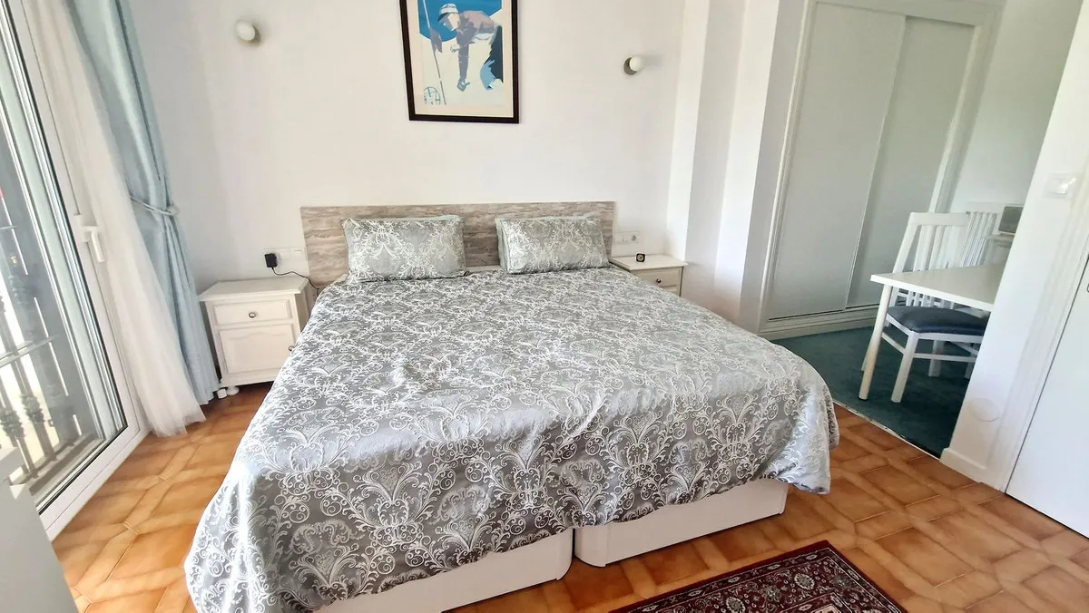 086f6edb-7601-45ed-b268-9ec53a6c4e64