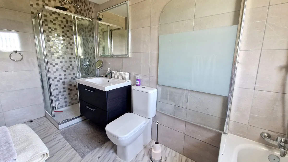 604f0d31-2260-4f2f-9cb2-2bd938c86265