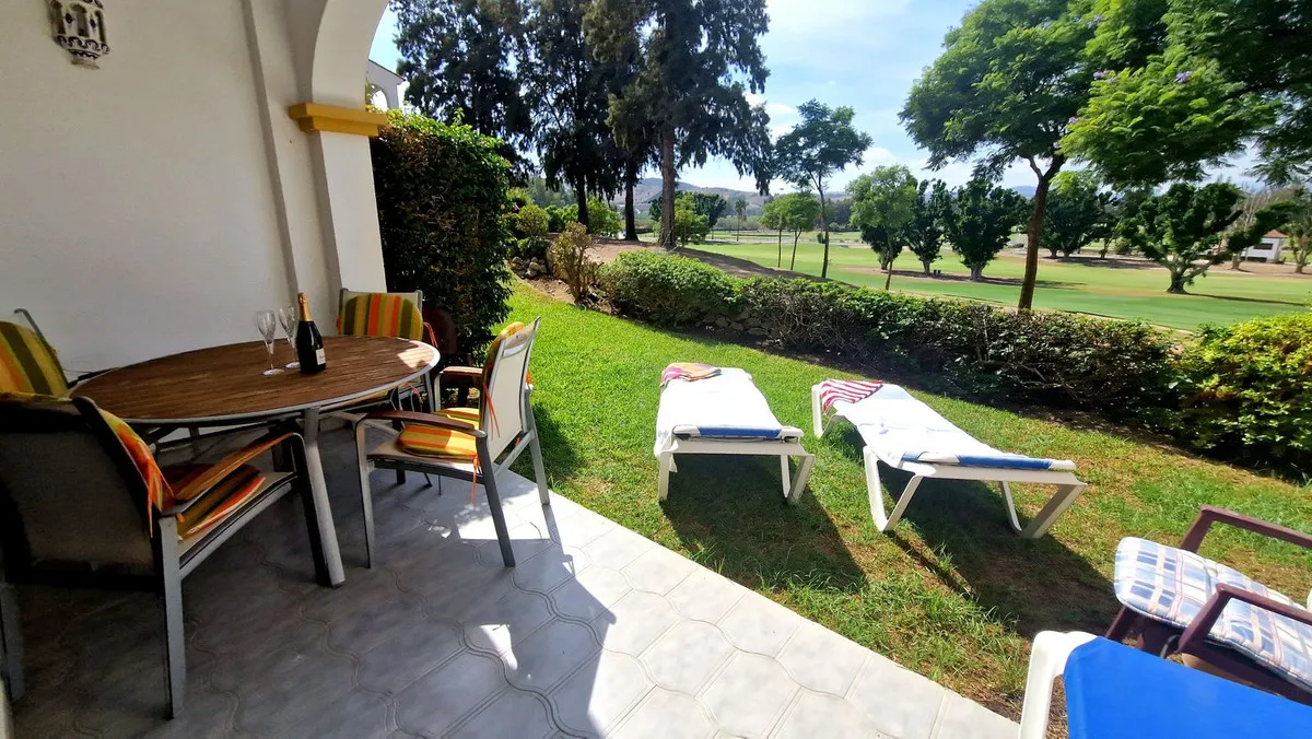 8e50cba0-ded3-49d5-b8d1-2324aa262ce4