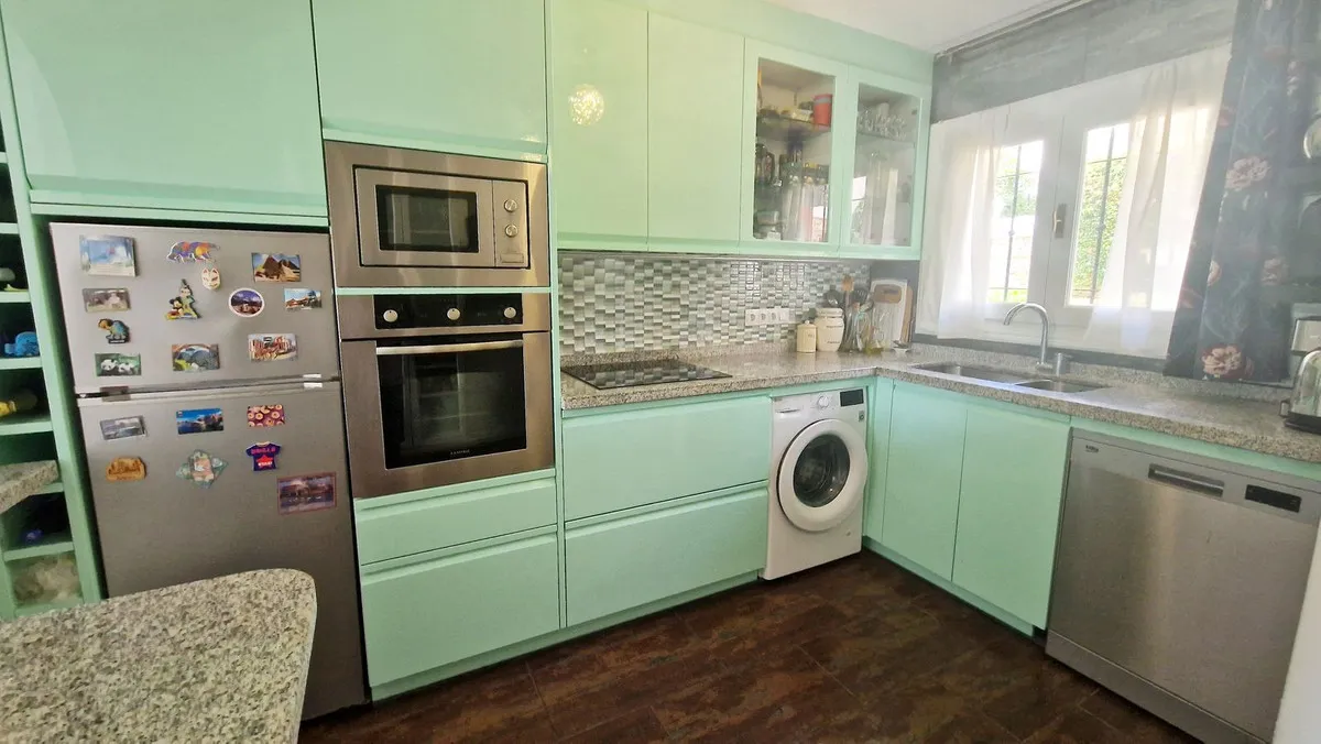 af911243-831b-4592-9d04-2f194d099d33