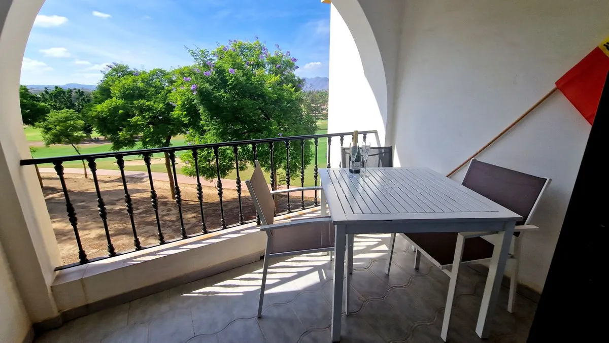 ed1d8179-ea6c-4ec4-b411-42acacec8903