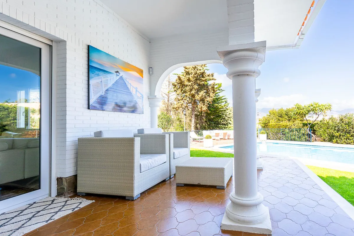 038facbc-b776-40c9-a5aa-0e38f34fa9eb