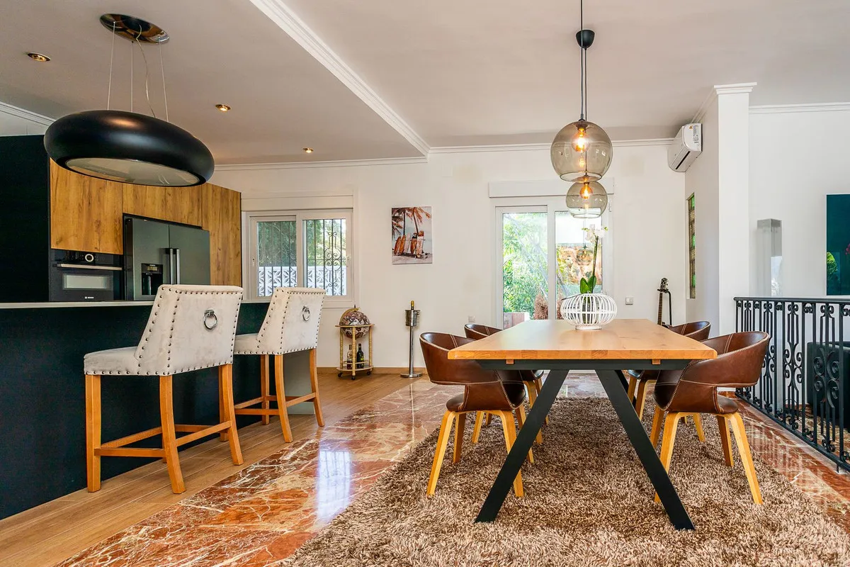 e701befb-ea0b-49e8-8e2e-bb3e85fb53d3