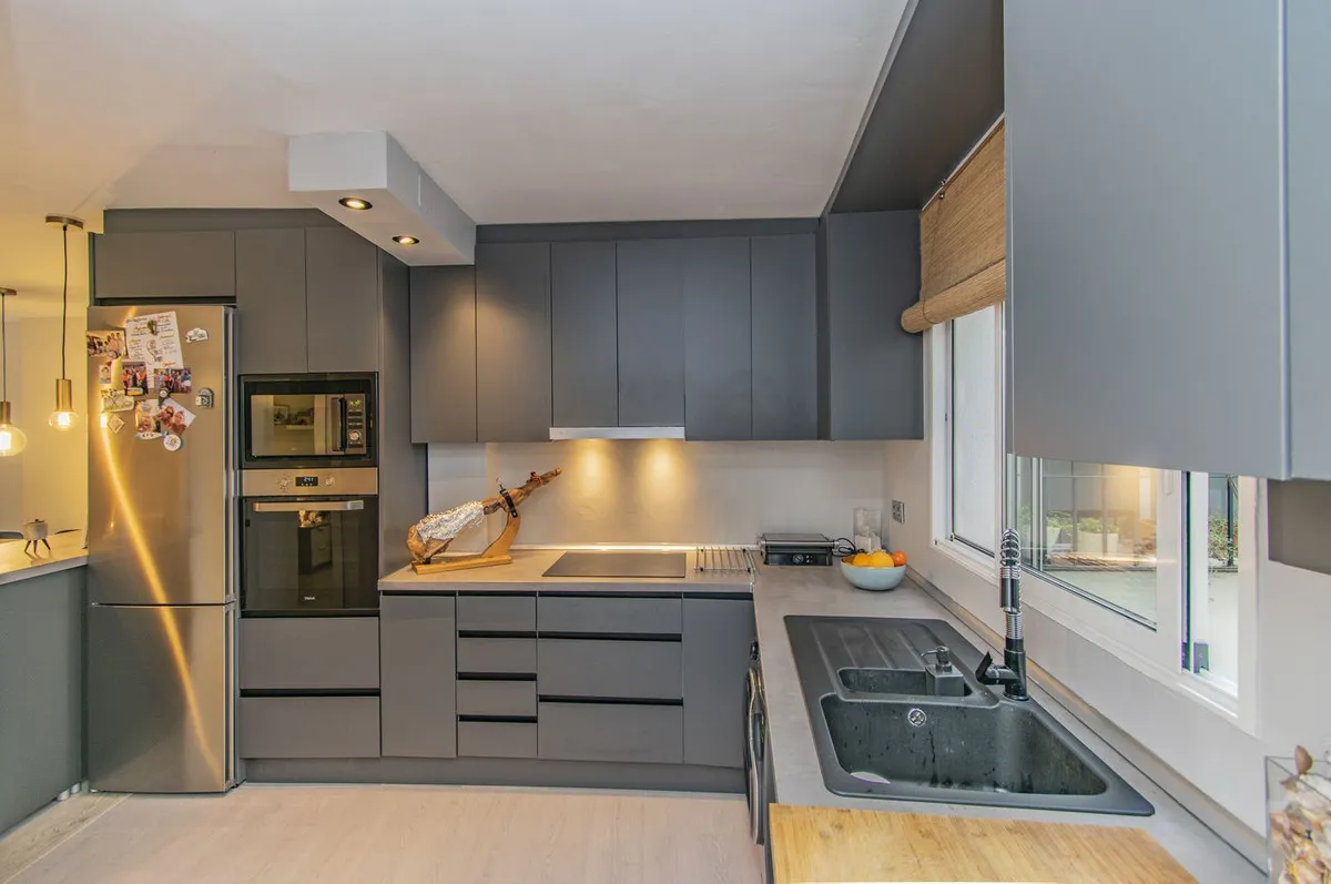 0fa90f02-9665-42c2-96e1-d765b52d0e38