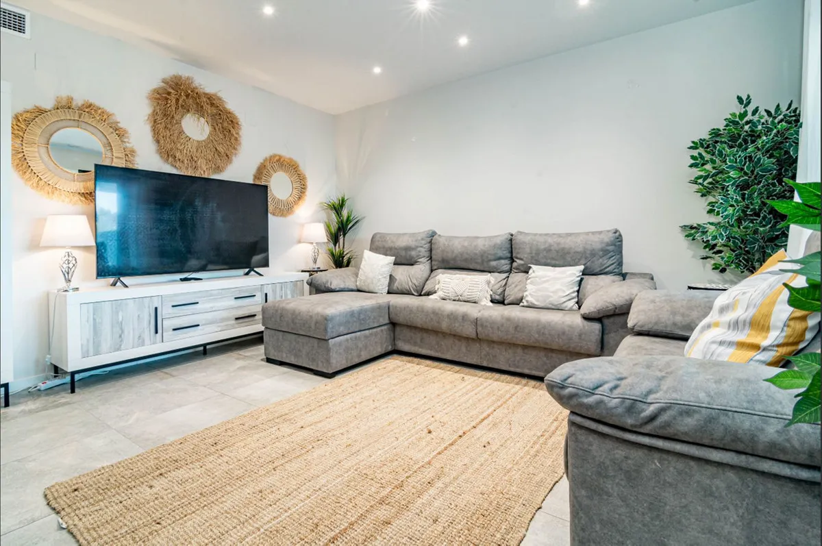 ba3c7049-3b9a-4b82-8062-f15b5c5e2f8b