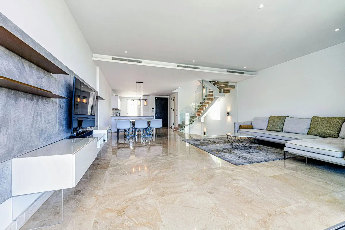 b27ee6b2-87eb-46e7-a28e-4d316bae802f