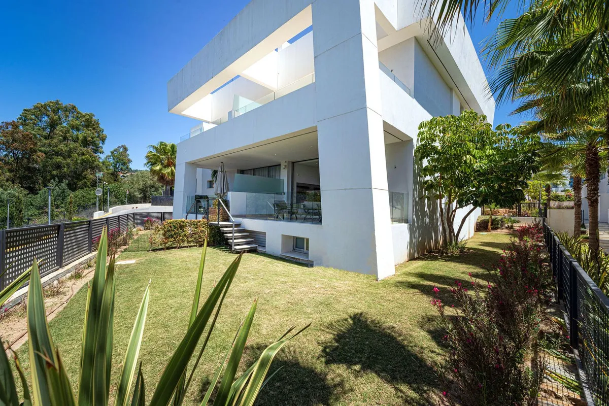 da7ed6fc-eede-4e00-8440-09704ed668ca