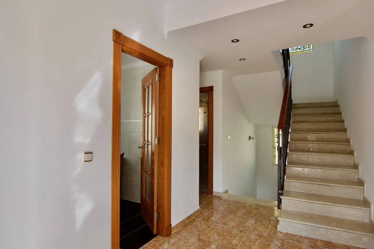 2e3022df-6d40-422a-b6d0-b74692d08382