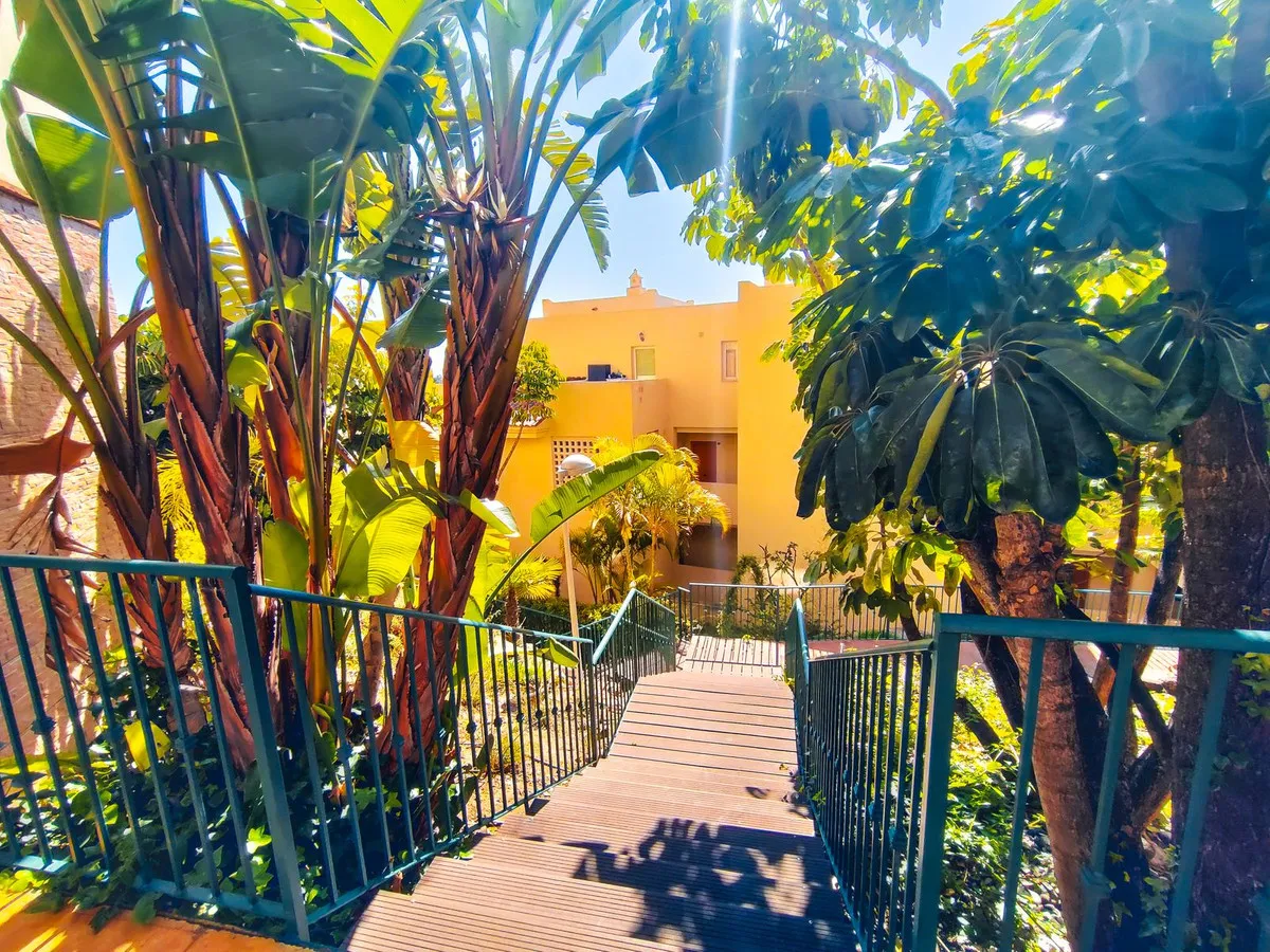 89bc98d2-999c-46ff-b964-e98316c813bf