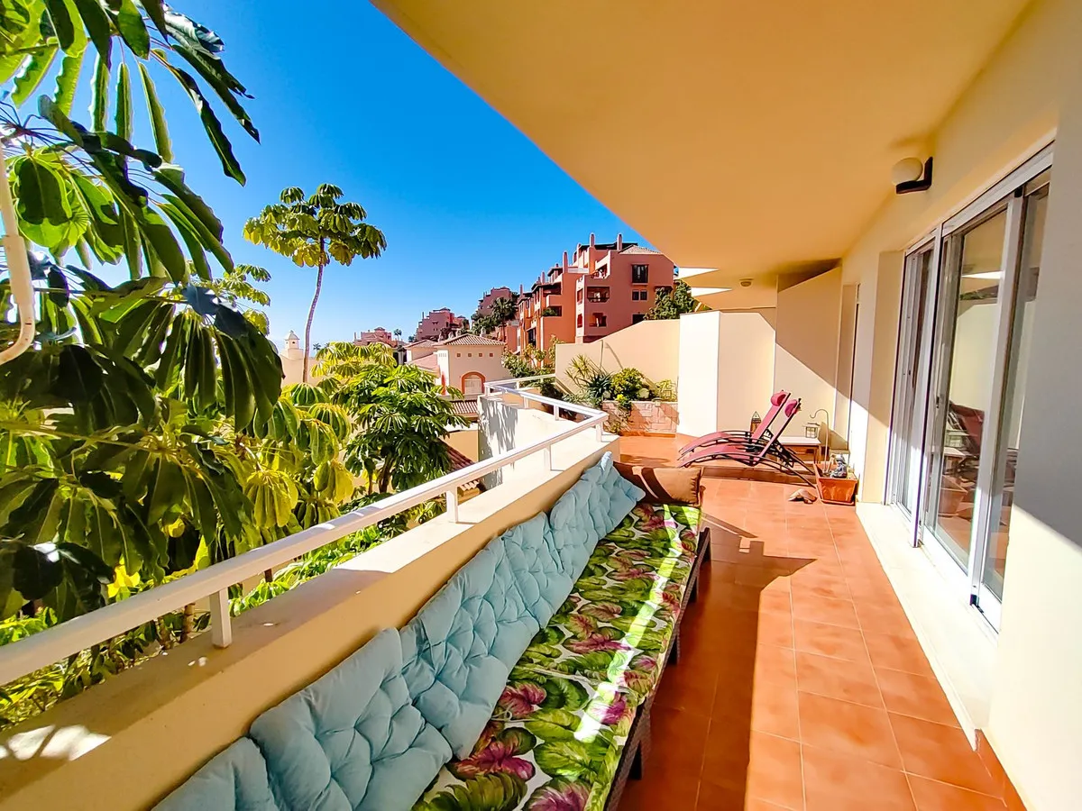 ac708ecd-fd83-4c21-97c7-12c5838a4867