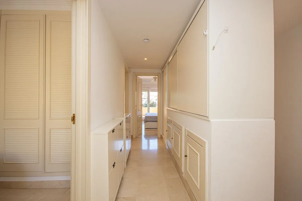 2e7a621f-ed0f-4b4e-846b-df124b5bbe5e