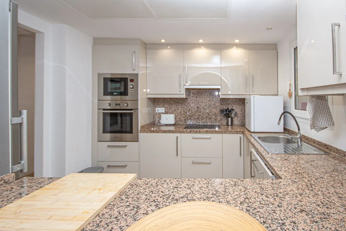 534162c8-d4fa-4a6d-bda1-26bc6122fbb6