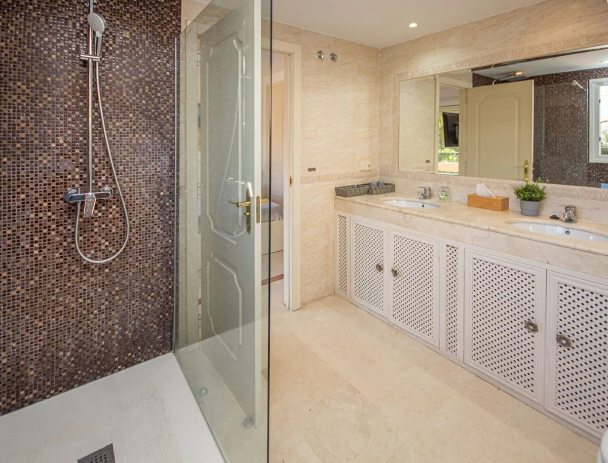 a13f245e-95d7-46dd-95fc-826c4f6ddd3a