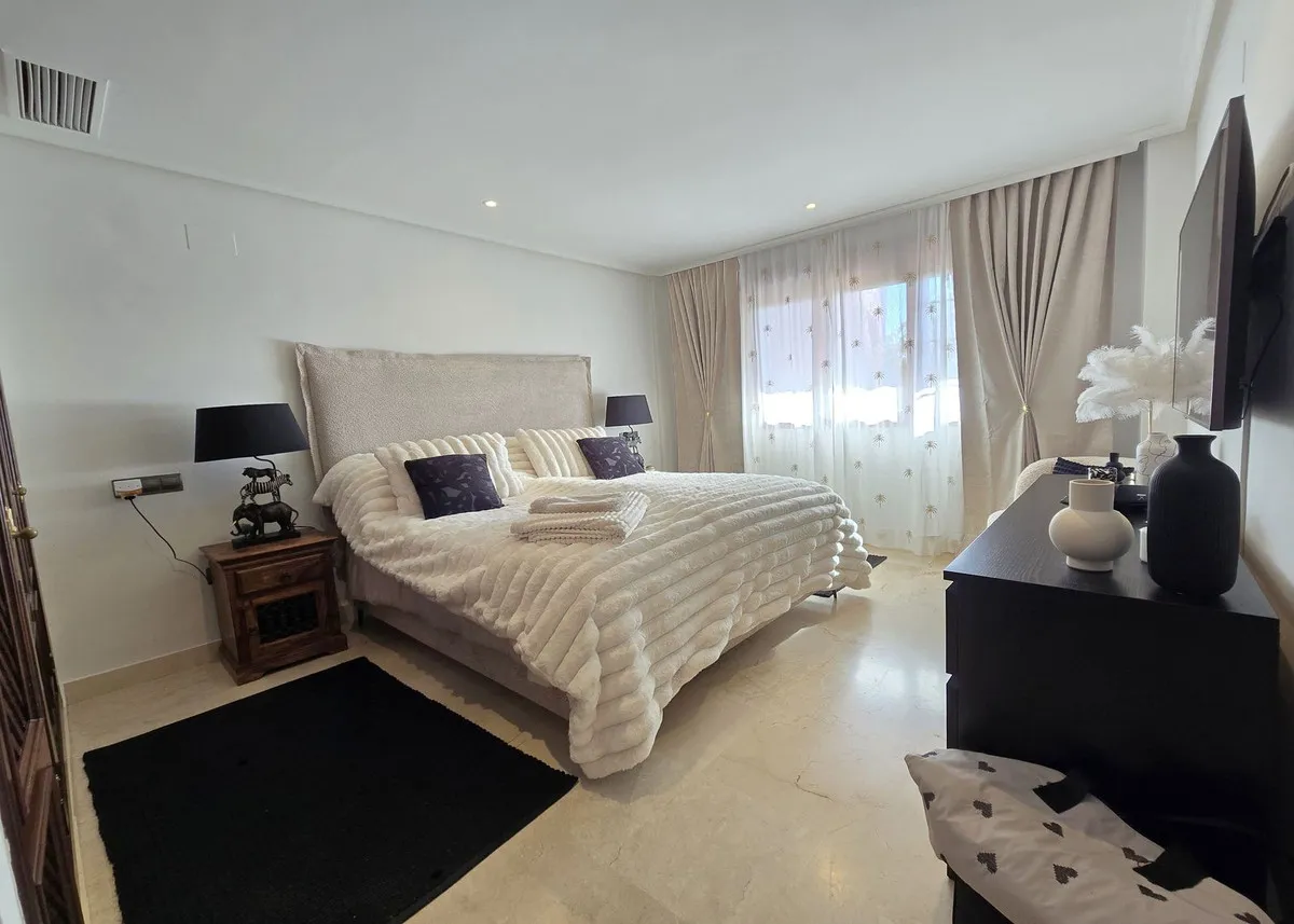 01738c9f-c9f0-44bb-8689-29ae5d8f76b7