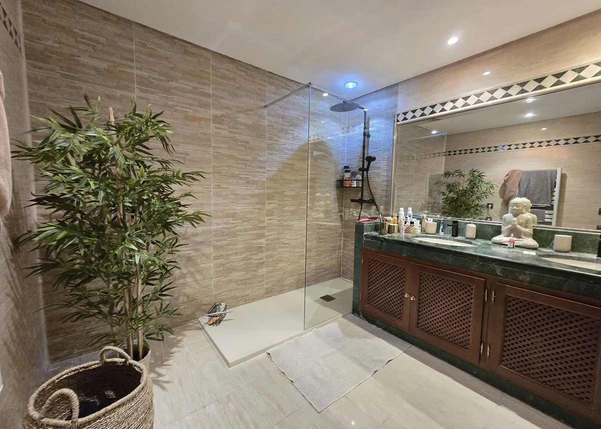 38bd59ce-a328-430b-801d-e1ed319def84