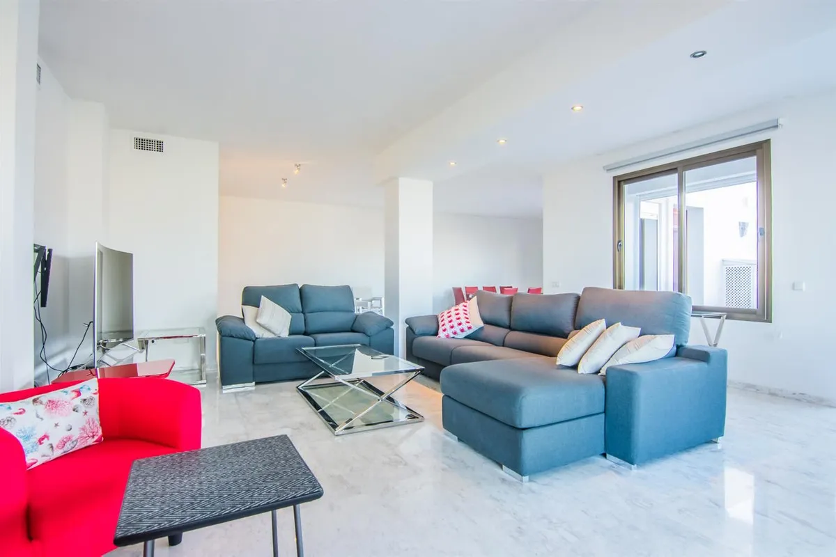 96710340-d973-4133-a490-b754a907715a