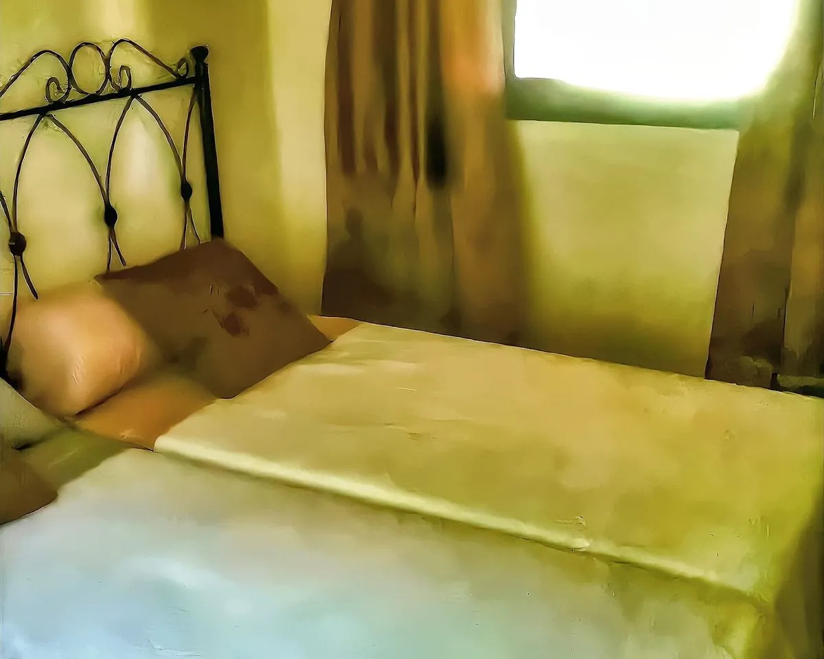 fb860fe4-1969-40de-afde-1006658228a3