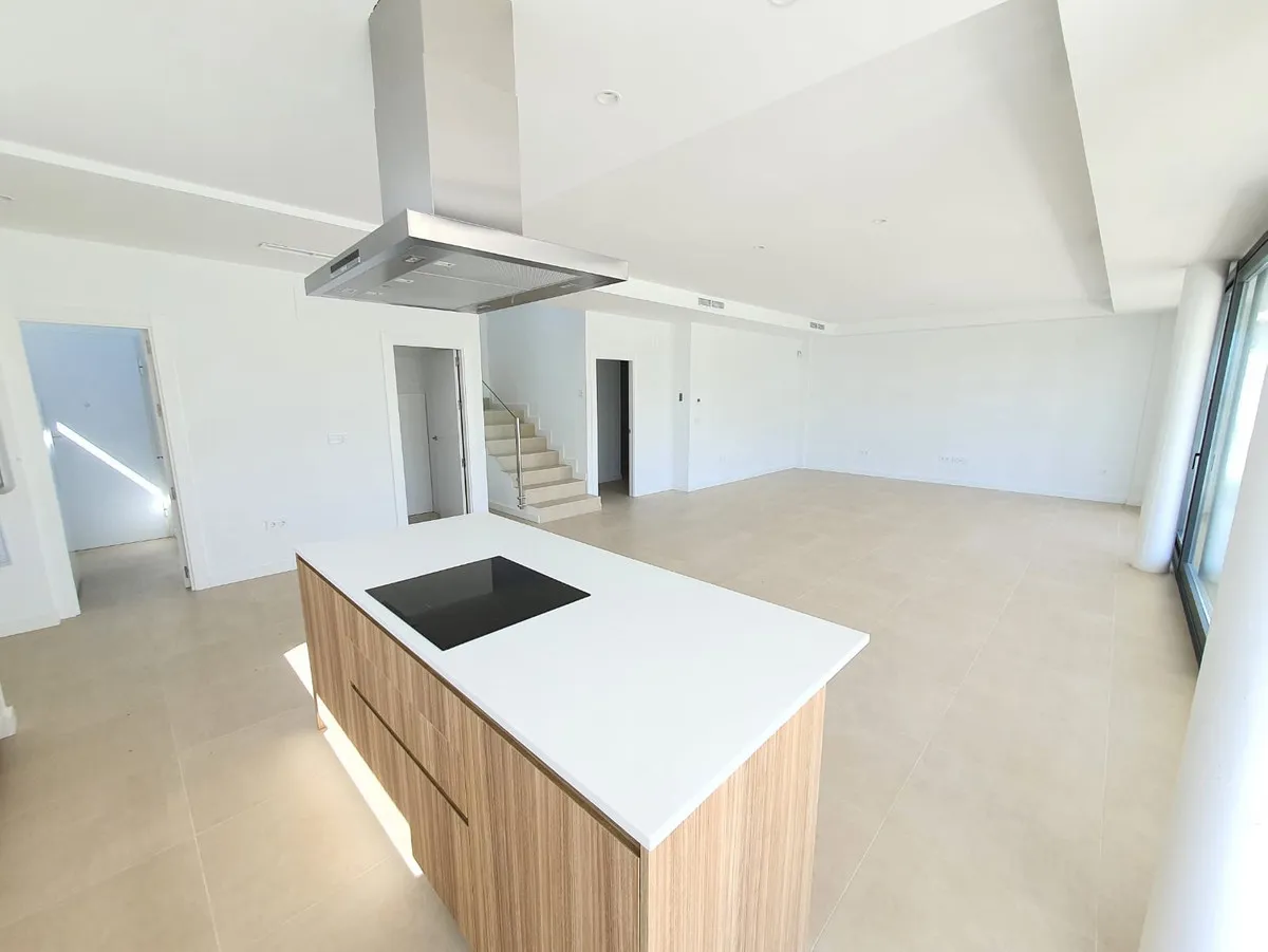 3ca44538-7b6e-41df-bdbd-14e5c22fd4bd