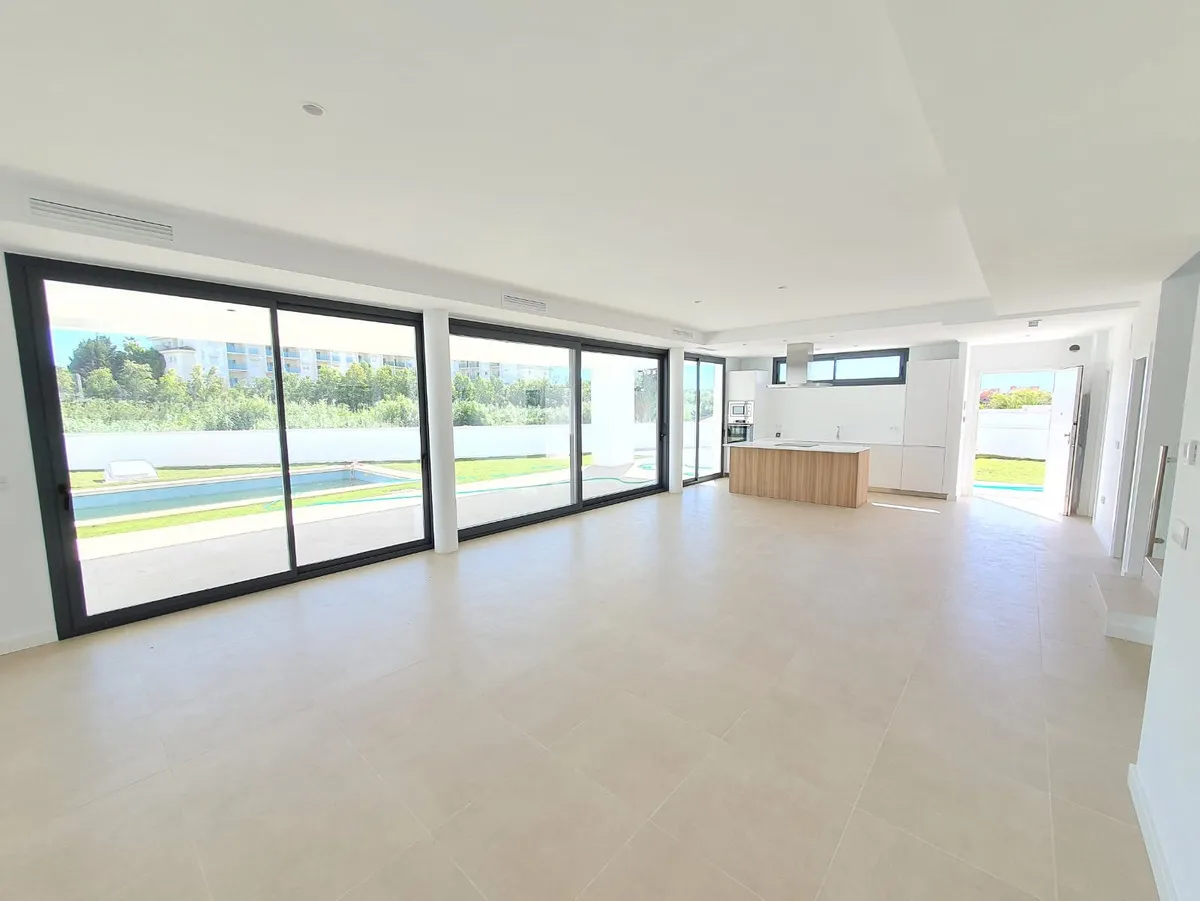 70ecdea0-92de-4f6b-bfce-ef0455a81e0c