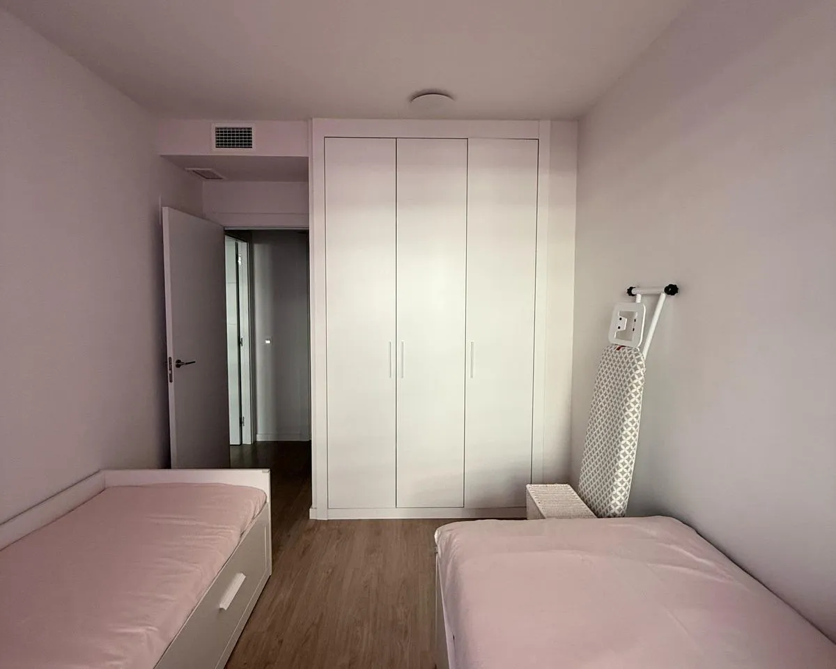 68455760-8f9a-4f1c-885a-a188e09def08