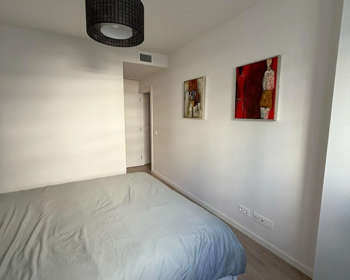 6ff8a0d5-c939-4f8f-ab2a-f09393f47b2d