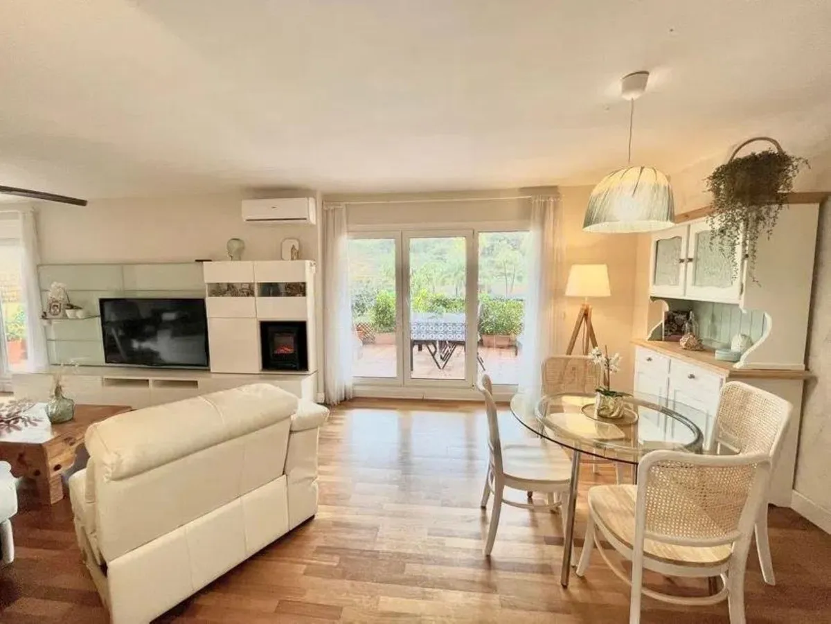 2a7f7247-cd60-48d6-a80d-8ab8de739db6