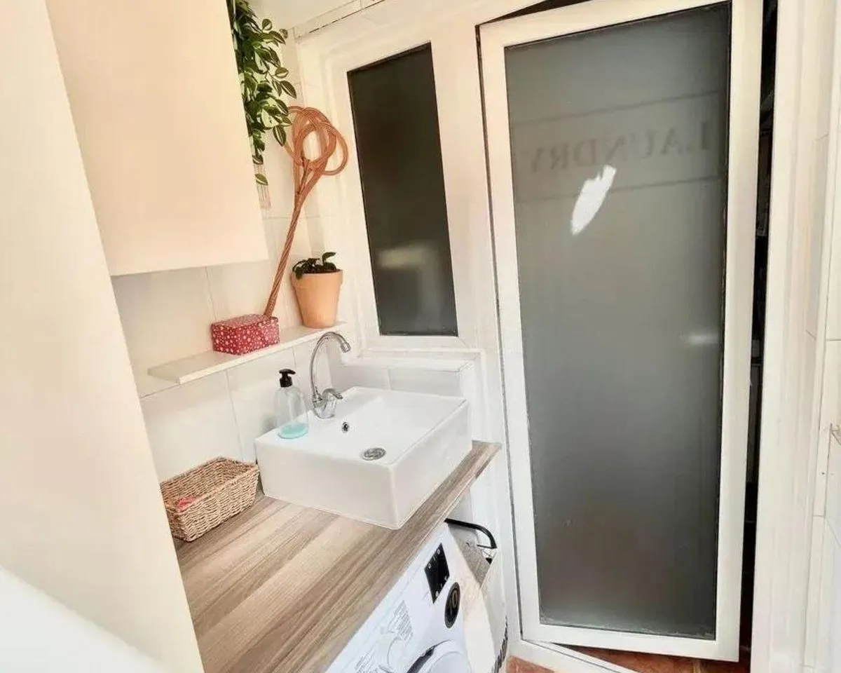 4a020686-e265-45a7-8b92-ccd3f176c02e