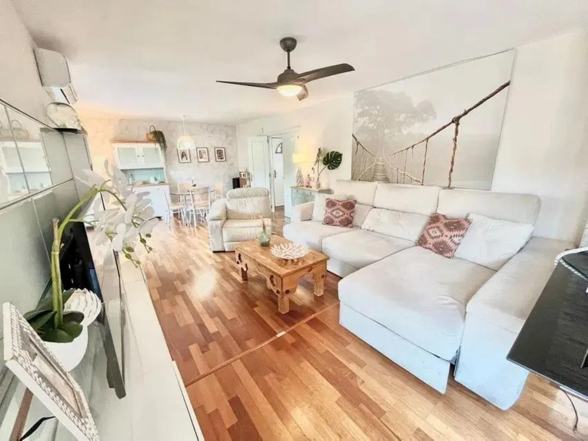 545e7d74-3092-4785-9b49-6abbb0a7d628