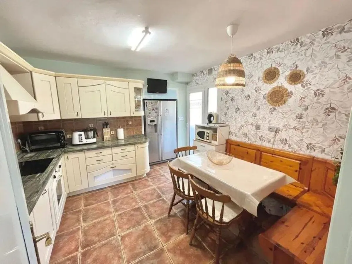 d91c80a2-392c-4df9-8d0b-0613763ee7fc