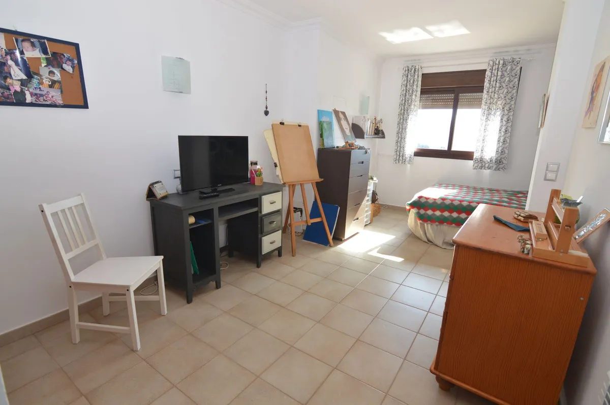 28eb0fd5-c0d1-4303-aac7-2b28baa908ea