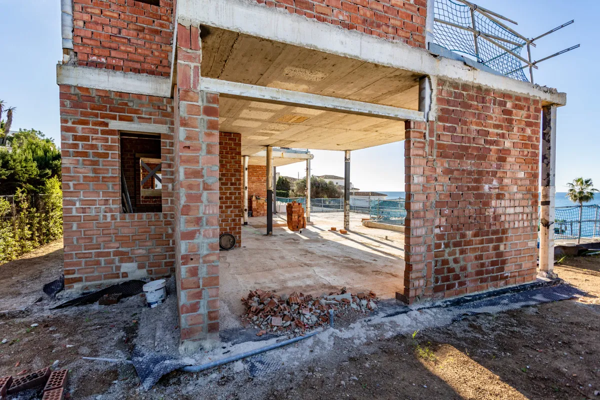 273e5c4b-24e3-463c-8cf2-4cc3e9d18e46