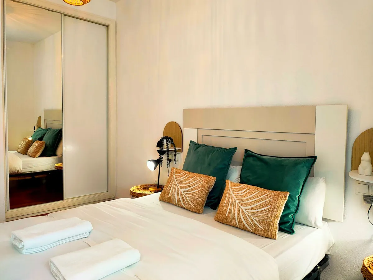 b5a7b60f-70ec-4cb7-9651-96066cf4fe08