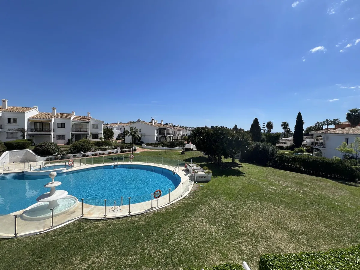 c21b0e66-6633-4b0a-88a2-d949dc3a31c1