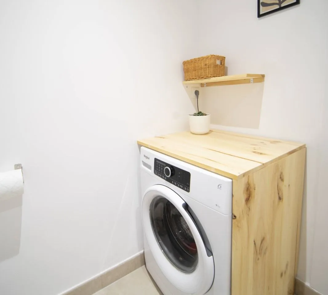 f5695b0e-6c64-4109-854a-9361ef92e56d