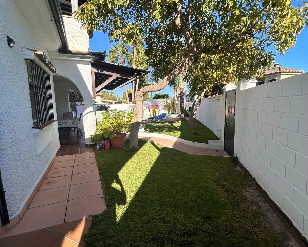 24ecc86e-d5f5-4f9e-8da4-08ecbee8d691