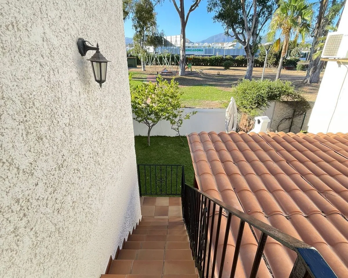 db479dc6-f2fe-444a-9803-70d3d8a89b9c