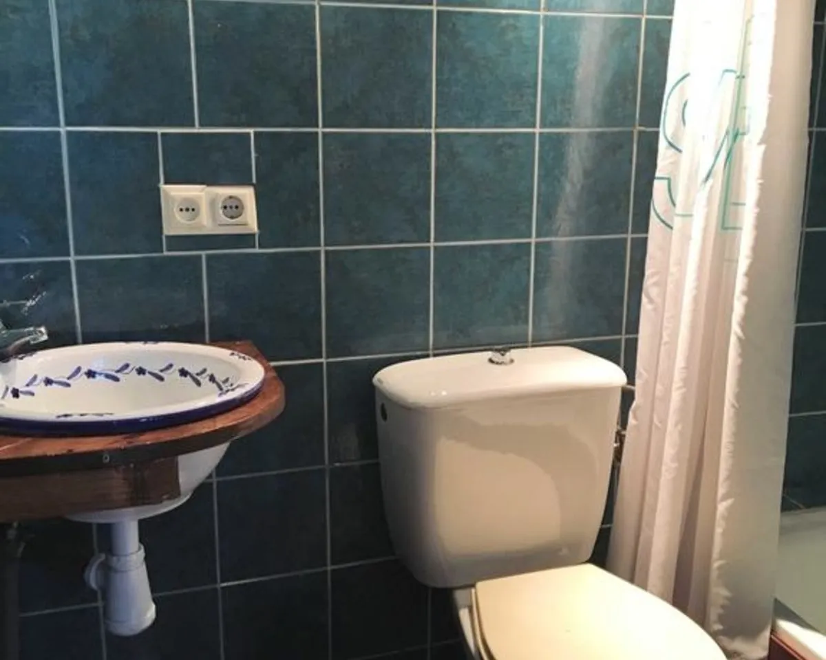 085265e2-eadb-463e-80fe-3c3387608f64