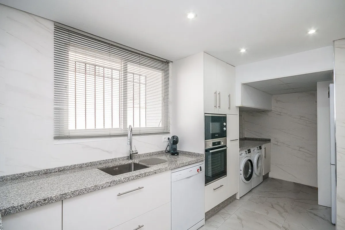 19f09a78-1245-4e53-9fb9-11aedeccbaca