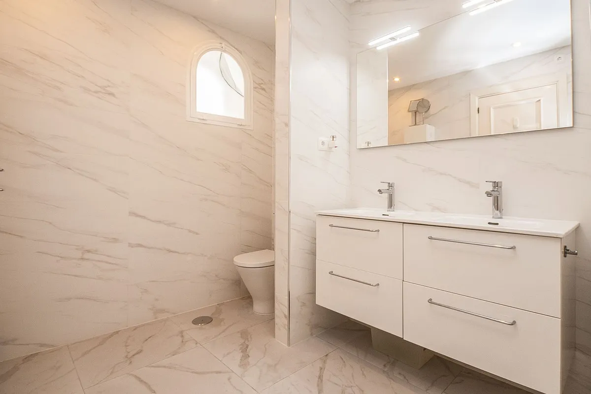 c89c1c7a-da59-47c6-9745-9d3bd868ba8e