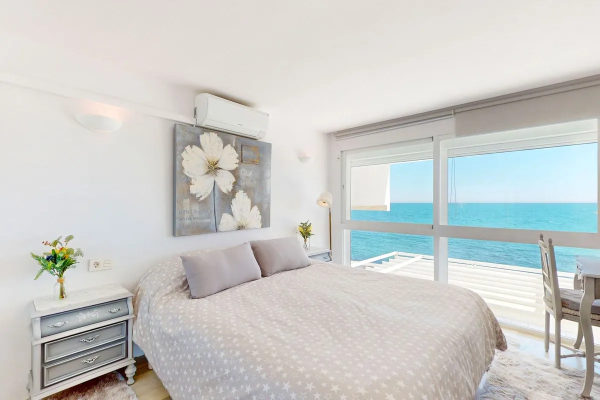 7cfaf34b-9985-4412-bc09-c66ea21376bf