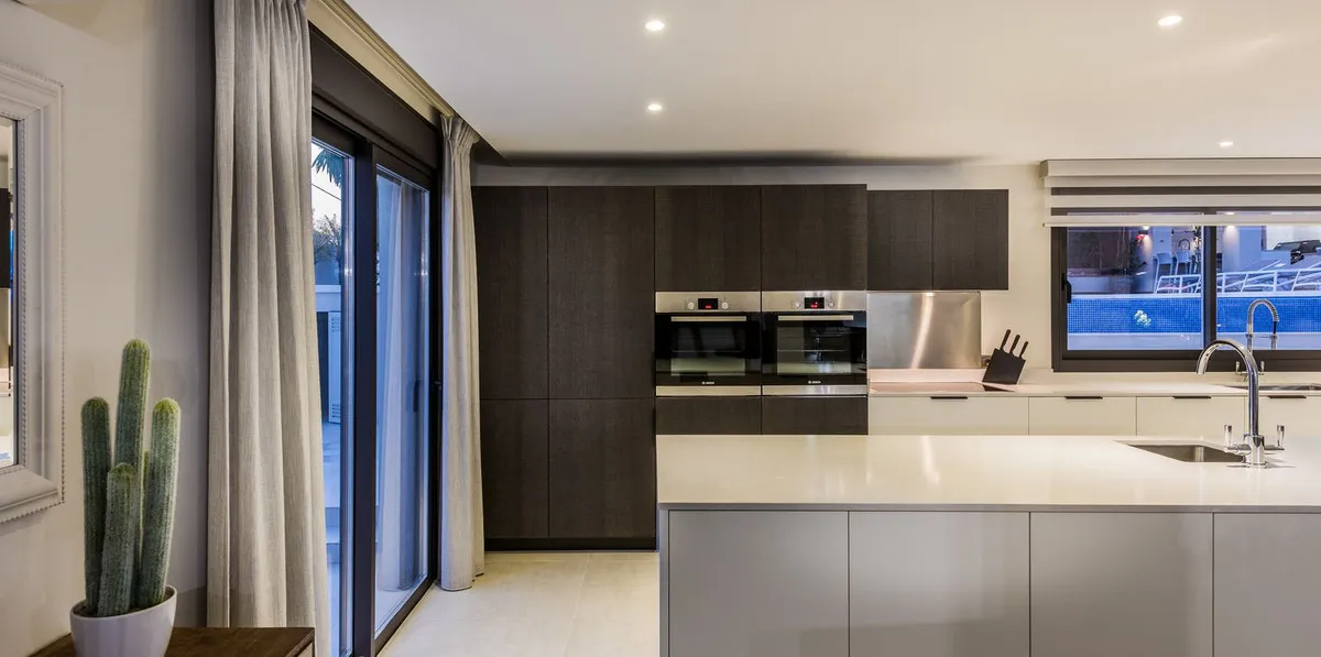 55174595-a116-400d-a8e2-1a1b3755287f