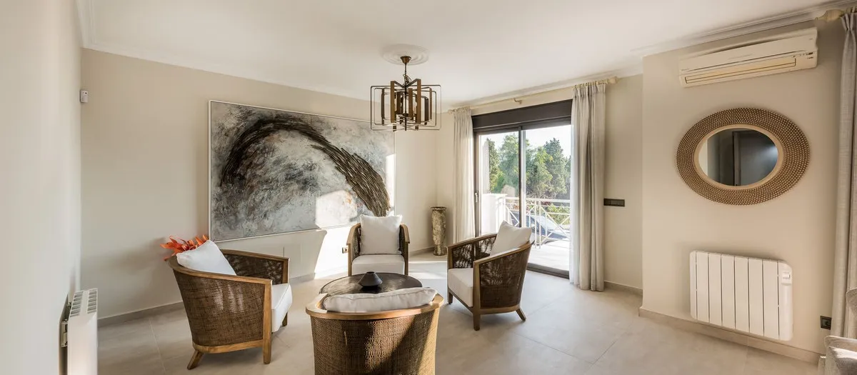 94412287-fa9e-48ce-ba7e-f925e3691e8b