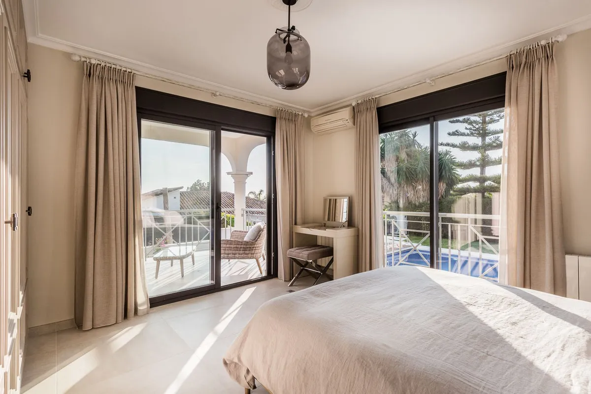 e11f3da9-09bf-4c5c-8dd7-0f328e3adfb6